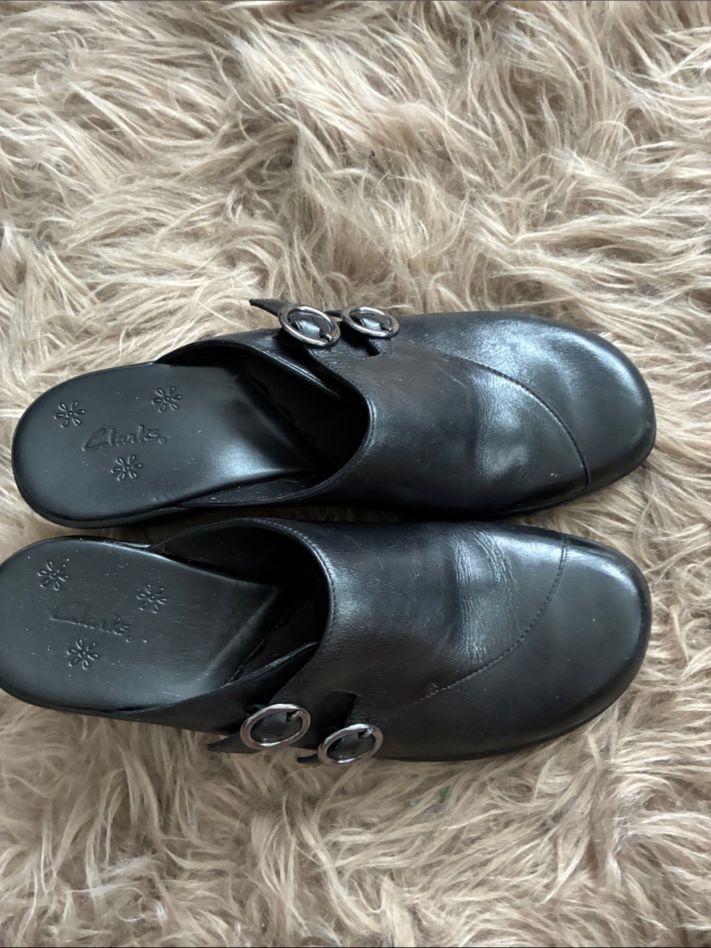Clarks Black Leather Slip-On Mule Clogs with Buckles